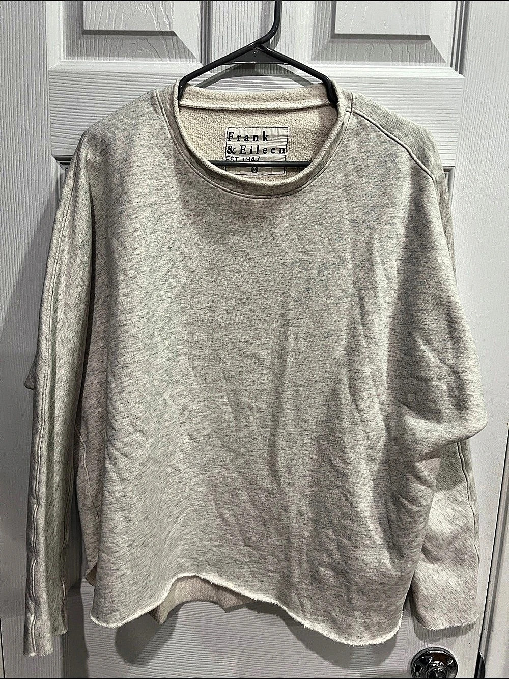 Frank & Eileen Crew Neck Sweatshirt Gray Medium